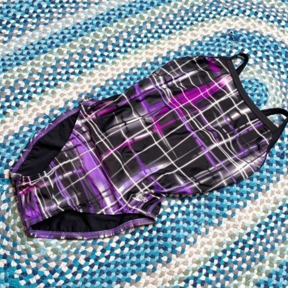 Speedo One Piece 26 - Picture 4 of 7